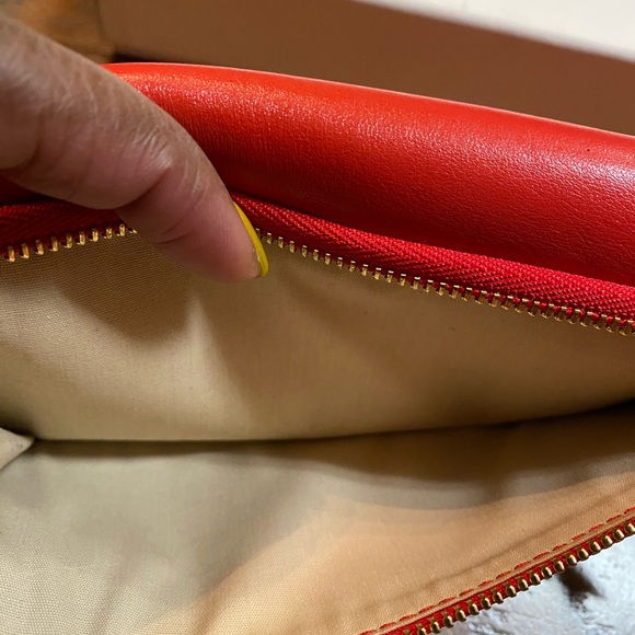 Chloe Leather Long Wallet - Picture 9 of 10